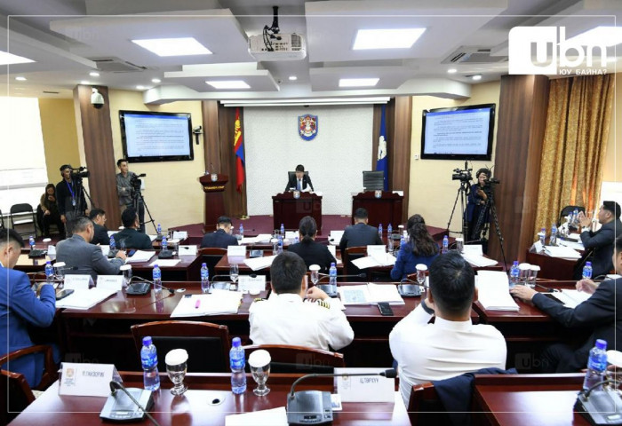 ШУУД: Нийслэлийн 2024 төсөв батлах асуудлыг НИТХ-аар хэлэлцэж байна