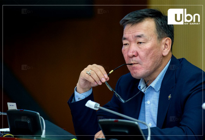 С.Ганбаатар: Тавантолгойг сайд, дарга нар л ойгүй “хуссан“ даа. Төр өөрөө ард түмнийхээ мөнгийг ХУЛГАЙЛСАН