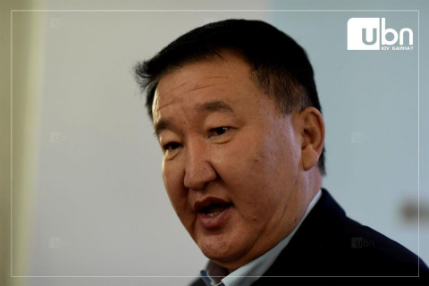 Д.Бат-Эрдэнэ: Авсан ногдол ашгаа банканд хийж мөнгө угаасан гэх таамаг дэвшүүлсэн