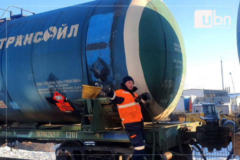 Ачаа тээш, нефтийн бүтээгдэхүүнийг Сүхбаатар-Толгойт өртөө хооронд шуурхай тээвэрлэж байна