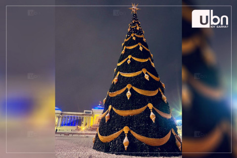 Талбайн сүлд модны гэрлийг өнөөдөр асаана