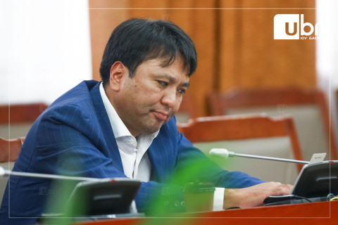 НҮҮРСНИЙ СОНСГОЛ: Т.Доржхандыг “40 ИХ НАЯДЫН ХУЛГАЙ“ хэмээн ярьсантай нь холбогдуулан ГЭРЧЭЭР асууна