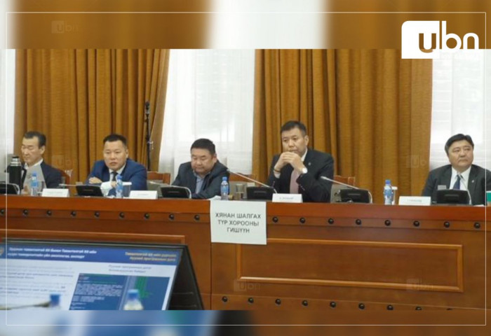 Сонсголын үеэр түр хорооны гишүүд үл ойлголцож, хоорондоо “МАРГАЛДАВ“