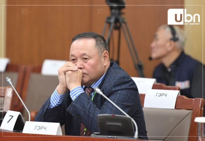 Я.Батсуурь: Цагаанхадыг хаахад Хятадууд хүчтэй эсэргүүцэж байсан. Тэнд байгаа Хятадын компаниуд л ашиг хийдэг