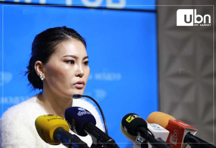 Э.Цэнгэлмаа: Бид дуучин А.Хишигдалайг цэнгүүн дээрээ урьж авчраад өндөг, гурил цацаж, харлуулах гэсэн зүйл байхгүй