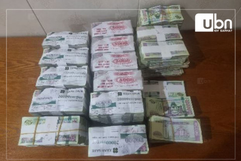 Зочид буудалд мөрийтэй тоглоом зохион байгуулсан гадаадын 21 иргэнийг илрүүлж, 300 гаруй сая төгрөг бэлнээр хураан авчээ