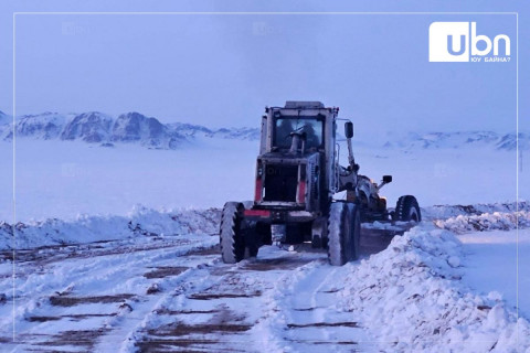 Мөрөн-Улиастай чиглэлийн замд цэвдэг үүсэн хөлдөж, зорчих хөдөлгөөнд хүндрэл үүсжээ