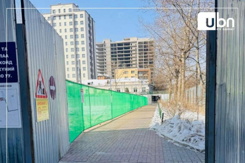 МУИС орчимд хаагаад байсан явган хүний замыг нээжээ