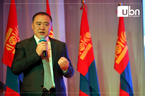 Л.Гантөмөр: Дунд, муу сурдаг нөхдүүдийг их сургуульд сурахыг нь болиулъя