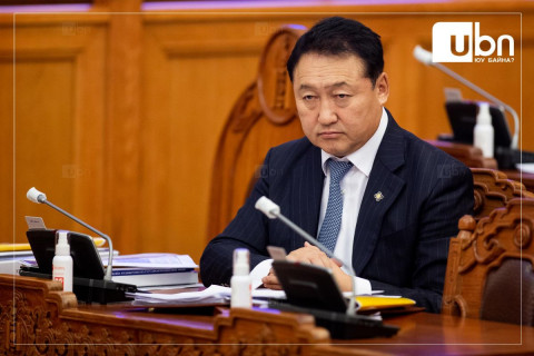 Гурилыг гаалийн албан татвараас чөлөөлөх тухай хуулийн төслөөр МАН-ын бүлэг 4 хоногийн завсарлага авлаа