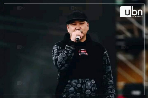 Дуучин Quiza Rokit bay, FLA хоёрыг “эргүү бацаан“ хэмээн ШҮҮМЖЛЭВ