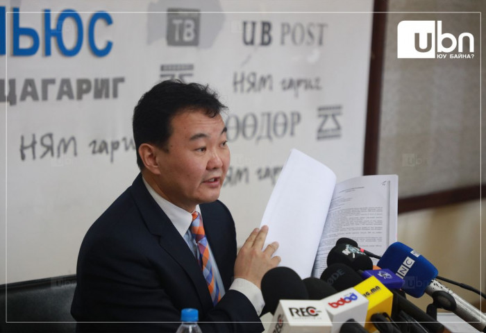 Д.Наранбаатар: УИХ-ын дарга асан С.Төмөр-Очир,  Ерөнхий сайд асан М.Энхболд, түүний эхнэр Ж.Туяацэцэг нарыг  авлига, хээл хахуулийн хэргээр АТГ-т шалгуулна