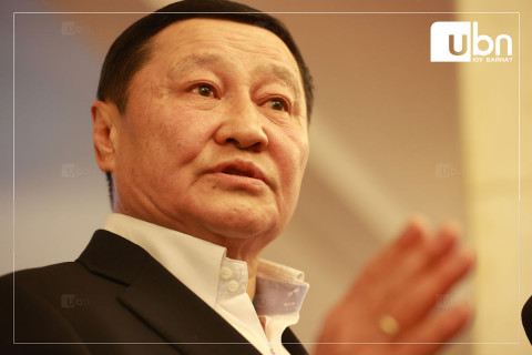 “Цэц Үндсэн хуулийн манаач болох үүргээ УМАРТСАН. Давхар дээлийг тэд нар будилуулж хаясан биз дээ“