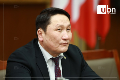 “Ганц ч гишүүн ямар мөнгөөр метро барих  гэж байгааг мэдэхгүй. Гэхдээ надад хардлага байна“