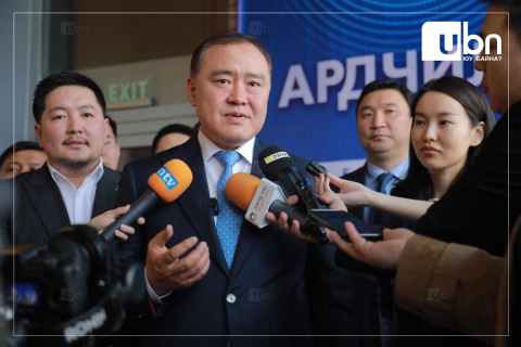 Л.Гантөмөр: Алдагдсан найман жилийн алдааг засна