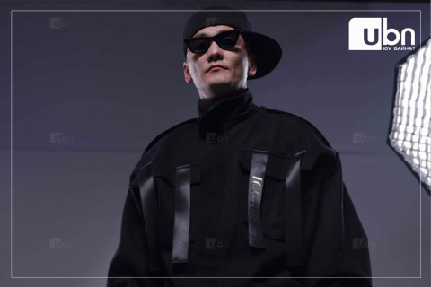 Б.Оргил-Эрдэнэ (Eyescool): Миний бие согтууруулах ундааны зүйл хэтрүүлэн хэрэглэсэн үедээ ёс зүйгүй үйлдэл гаргасандаа та бүхнээсээ чин сэтгэлийн УУЧЛАЛ ГУЙЖ БАЙНА