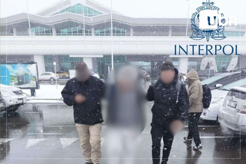 Интерполоор эрэн сурвалжлагдаж байсан иргэнийг “ШУВУУ” ажиллагааны хүрээнд албадан авчирлаа