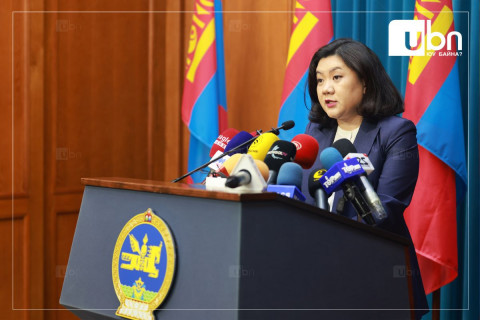 Б.Солонгоо: Т.Чимгээгийн нэхэмжилсэн 48 тэрбум төгрөгийг төлөх шүүхийн шийдвэр гарвал буруутай этгээдүүдээр нөхөн төлүүлэх асуудлыг ярих ёстой
