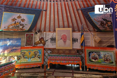 Монгол гэр ҮЗМЭР болжээ