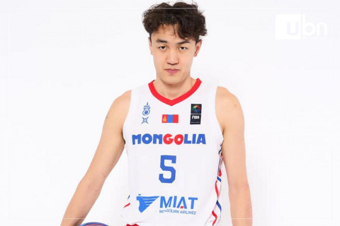 Францын эсрэг Монголын шигшээ багийн амжилтыг  А.Ананд гаргалаа