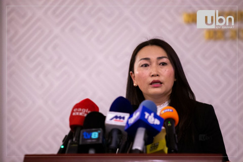 Х.Булгантуяа: Хөгжлийн бэрхшээлтэй хүүхдээ асарч байгаа эх болон эцгийн тэтгэврийн шимтгэлийг төрөөс хариуцан төлөхөөр хуульчилсан
