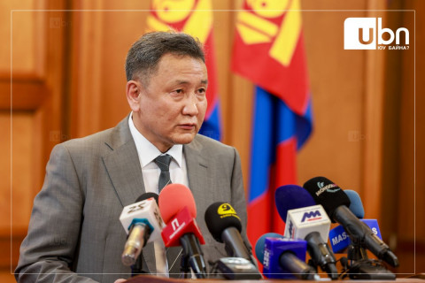 Ж.Дэлгэрсайхан:  Төсвийг хэт өөдрөгөөр төсөөлж  зарлагыг 13 их наядаар нэмэгдүүлэхээр харагдаж байна