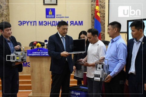“Хаалганаас хаалганд” сүрьеэгийн илрүүлэг үзлэгийг эмзэг бүлгийн хүн амд очиж зөөврийн аппаратаар хийнэ