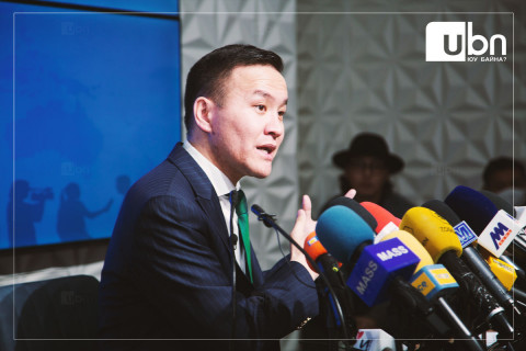 Ү.Амарбат: Ардчилсан нам “Шинэ хоршоо“-г сөргүүлж, малчдын зээлийг тэглэх асуудлаар сонгуулийн шийдэл гаргаж байгаад харамсаж байна