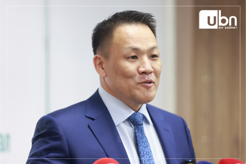 Н.Номтойбаяр: Бодлого ярьж өрсөлдөх ёстой болохоос фотошоп “хиам“ багаар өрсөлддөггүй юм