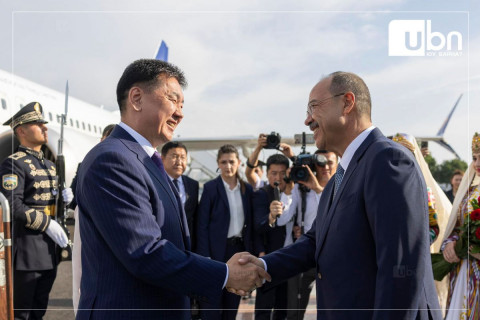 Монгол Улсын Ерөнхийлөгч У.Хүрэлсүхийн Бүгд Найрамдах Узбекистан Улсад хийх төрийн айлчлал эхэллээ