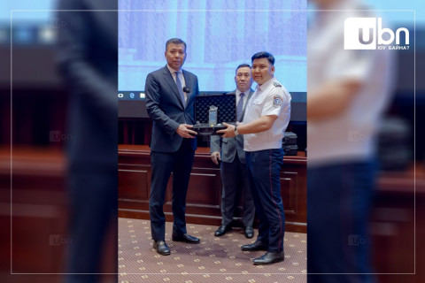 Өөр дээрээ камер, GPS, хуруу мэдрэгчтэй, танил талаараа “яриулах” боломжгүй 200 ширхэг согтуурал тандагчийг гардууллаа