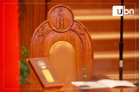 ПАРЛАМЕНТ: Анхны 126 гишүүн ТАНГАРАГ өргөнө