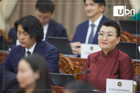 ШУУД: 126 гишүүнтэй парламентын анхны чуулган хуралдаж байна