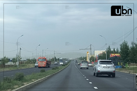 Баруун аймгууд руу салдаг уулзвар хүртэлх 3 км авто замыг шинэчиллээ