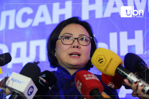 С.Одонтуяа: Тэнцвэртэй парламент бүрдсэнд баяртай байгаа. Албан тушаал гэхээс илүүтэй асуудлаа хэлэлцэх хэрэгтэй
