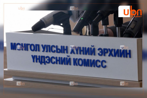 “Талийгаач О өөртөө болон бусдад аюултай байдал үүсгэсэн учраас гав хэрэглэсэн гэх мэдээллийг харгалзаж явсан хоёр алба хаагч тайлбартаа хэлсэн“