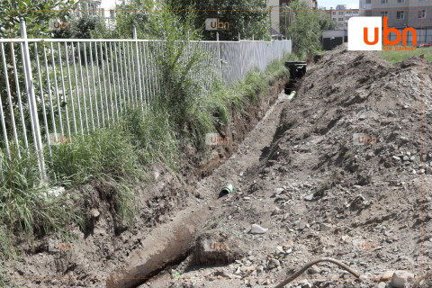 Ерөнхий боловсролын 15-р сургуулийн өргөтгөлийн гаднах шугамын ажил хийгдэж эхэлжээ