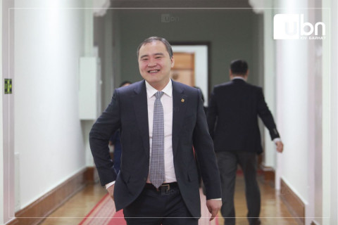 Л.Гантөмөр: ЗГ-ын үйл ажиллагааны гэрээг заавал УИХ дахь намын бүлэг батлах шаардлагагүй. Гэхдээ гишүүдээс тодорхой саналуудыг авсан