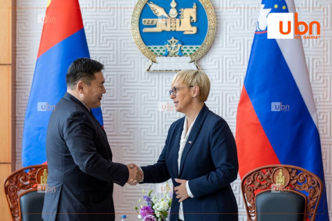 Бүгд Найрамдах Словени Улсын Ерөнхийлөгч Др.Наташа Пирц Мусарт Ерөнхий сайд Л.Оюун-эрдэнэ бараалхав