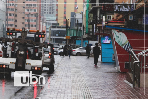 ӨГЛӨӨНИЙ МЭНД: Улаанбаатарт 22 хэм дулаан, аадар бороотой
