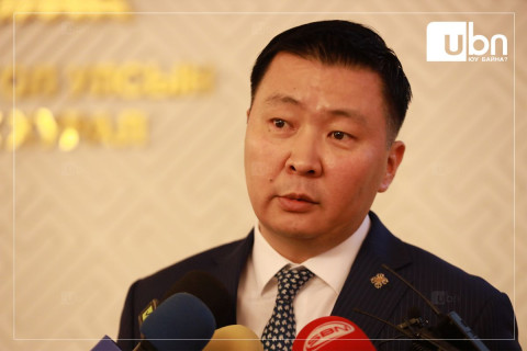 Э.Бат-Амгалан: Засгийн газар 12 сарын 10-ны дотор төсвөө УИХ-д өргөн барихаар болж байна