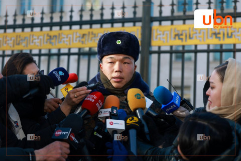 О.Одбаяр: Танихгүй хүн “Талбай дээр хамт зул өргөе ах нь чамд 20 сая төгрөг өгье“ гэж залгасан
