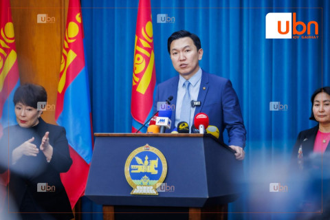 “Зөвшөөрөл авахаар хандсан иргэдээс ТӨРД БАЙГАА МЭДЭЭЛЛИЙГ НЭХЭХГҮЙ БАЙХ үүргийг яамдуудад өгч байна“