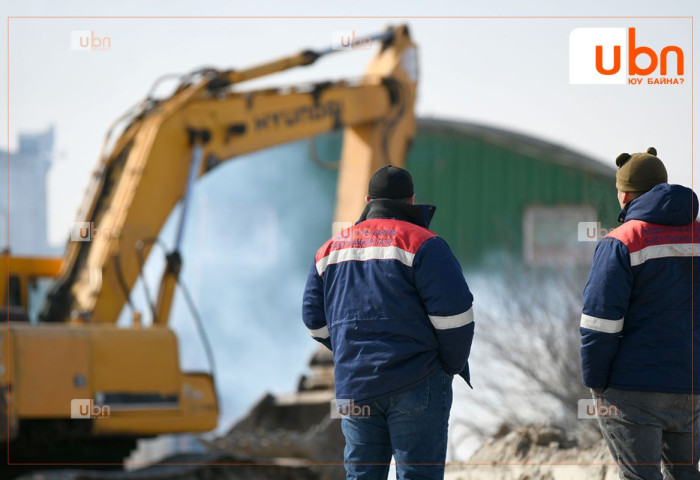 Зөвшөөрөлгүй барьсан гүүрийг буулгаж, орц гарцыг чөлөөлжээ