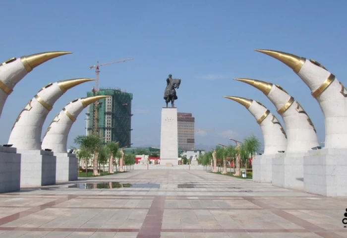 Улаанбаатар Хөххотыг холбосон TIR шугам ашиглалтад орлоо