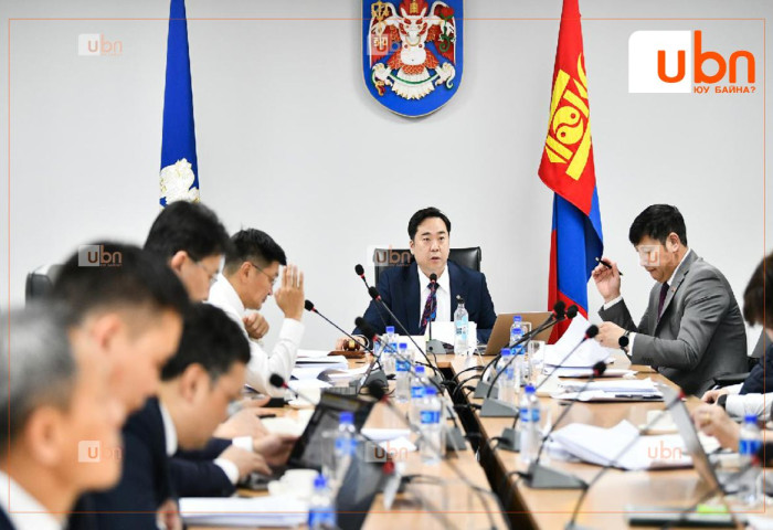Зөвлөлийн хурлаар гэр хорооллын өрхөд цахилгаан халаагуур болон хийн түлшээр ажилладаг төхөөрөмж суурилуулах талаар хэлэлцлээ