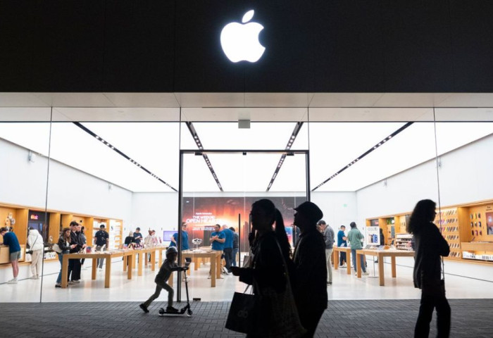 iPhone-г Америкт үйлдвэрлэвэл   3500 ам.доллароор худалдаална