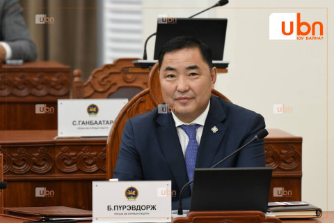 Б.Пүрэвдорж: Манай АН-ын улстөрч Ерөнхий прокуророор ажиллаж байхдаа хэрэг уншиж мэддэггүй байсан