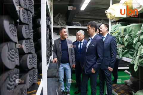Үйлдвэрлэгчид хүний нөөцийн дутагдалтай байгаагаа Ерөнхийлөгчид уламжлав