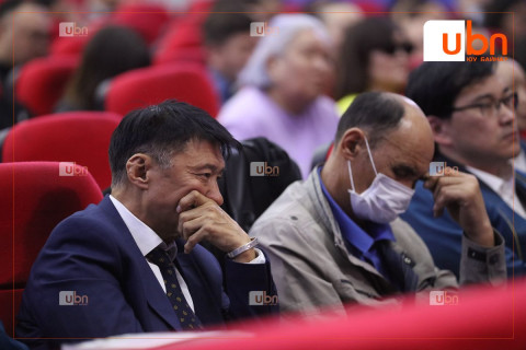ШҮҮХ: Шинжээчийн дүгнэлтийг эргэлзээтэй гэж үзээд Дүнжингаравын ослын хэргийг прокурорт буцаав